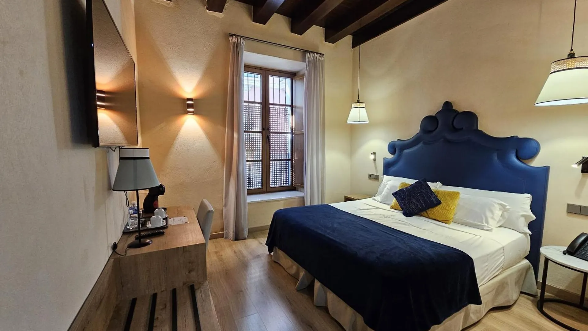 Hemd Hotels Puerta Real Boutique Sevilla Španělsko