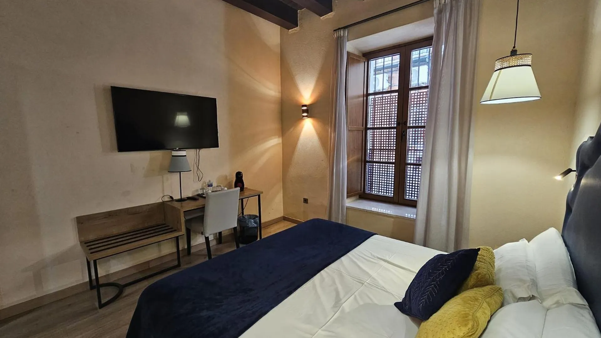 Hemd Hotels Puerta Real Boutique Seville 0*,  Spain
